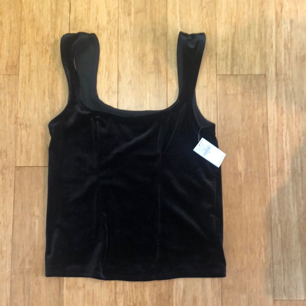 NWT Old navy velvet top